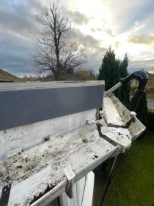 blocked gutter clearance, gutter cleaning company reading, gutter cleaning company near me, local gutter cleaning