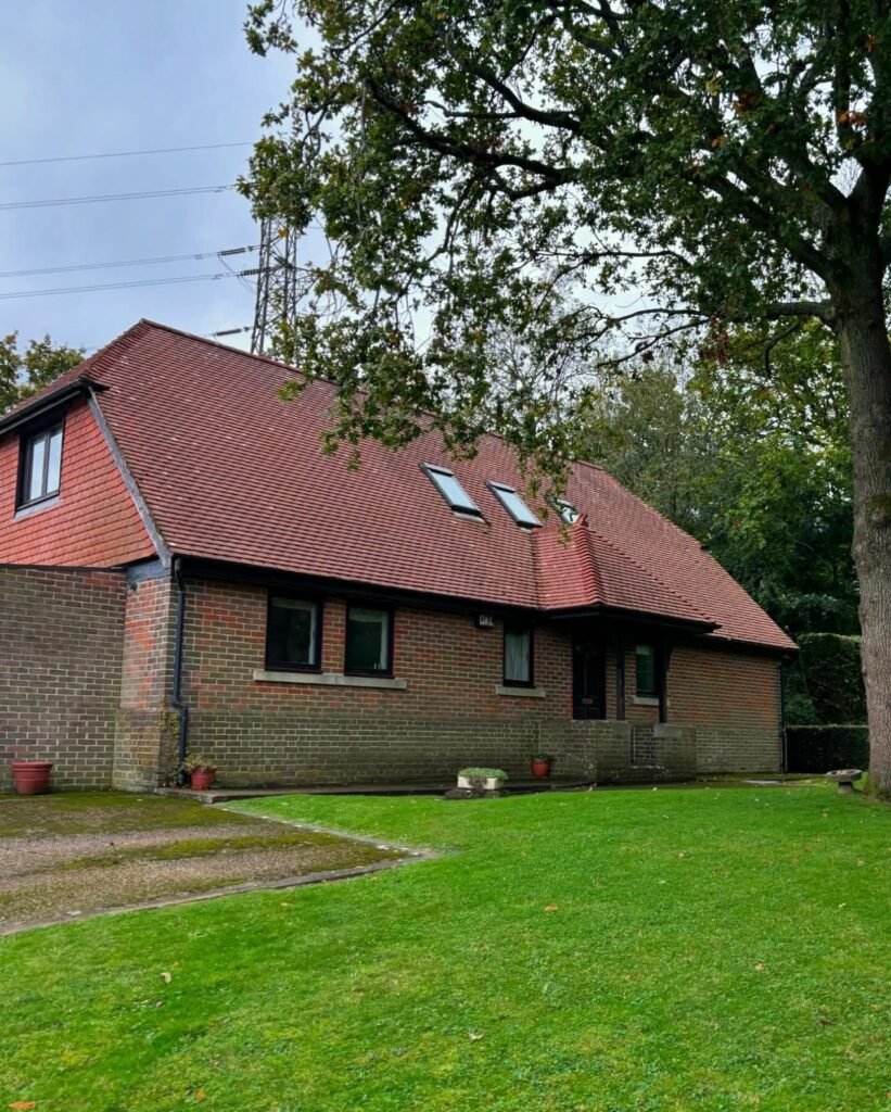 Roof cleaning prices Reading Berkshire